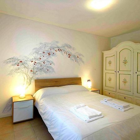 Residence Con Piscina A 4 Km Da Baja Sardinia Cala Bitta Ngoại thất bức ảnh